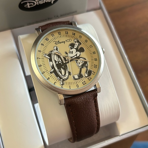 Disney 100 Mickey Mouse watch - Picture 2 of 4